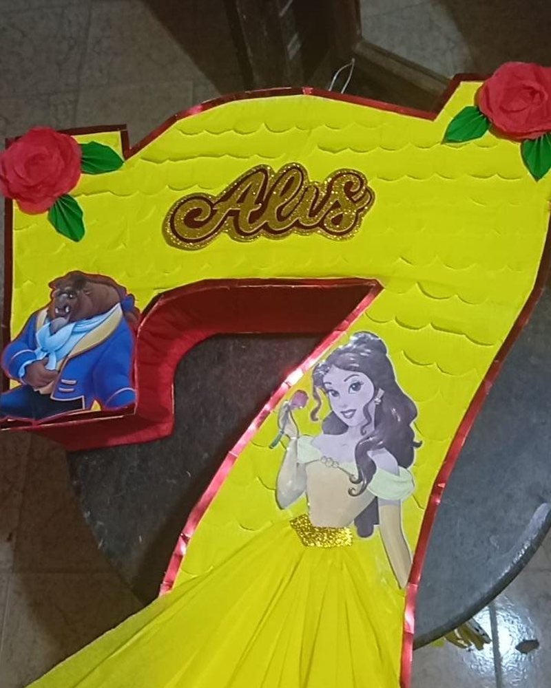 Piñata Número 7 — Princesa
